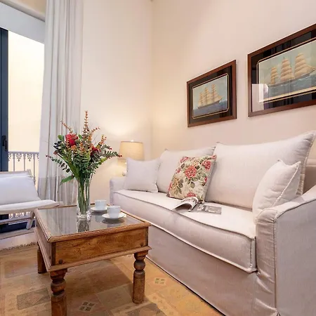 Apartment Genteel Rodrigo Caro *